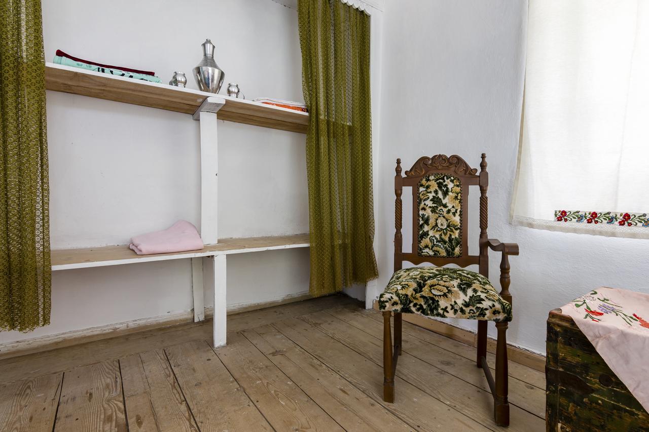 ウルラ Hobbithousebademler Bed & Breakfast エクステリア 写真