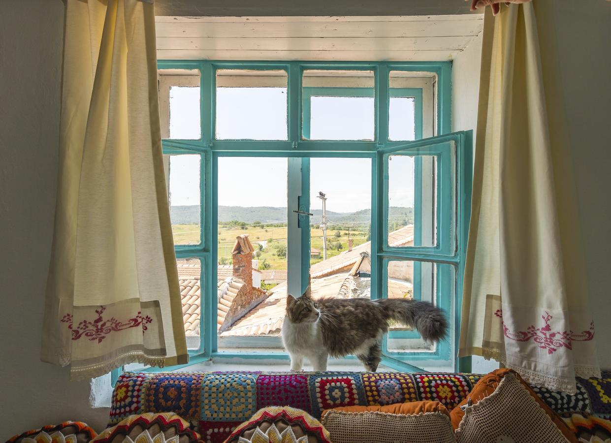 ウルラ Hobbithousebademler Bed & Breakfast エクステリア 写真