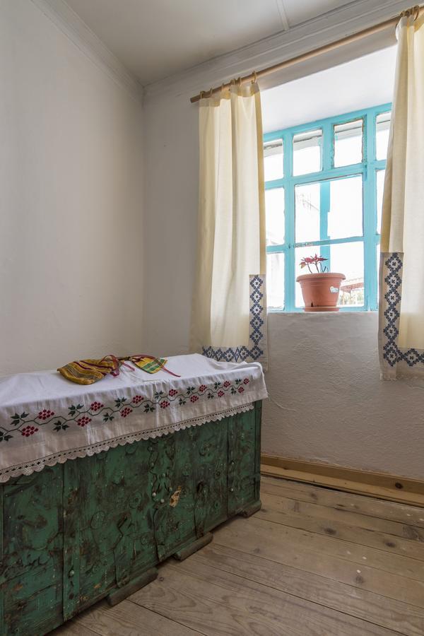 ウルラ Hobbithousebademler Bed & Breakfast エクステリア 写真