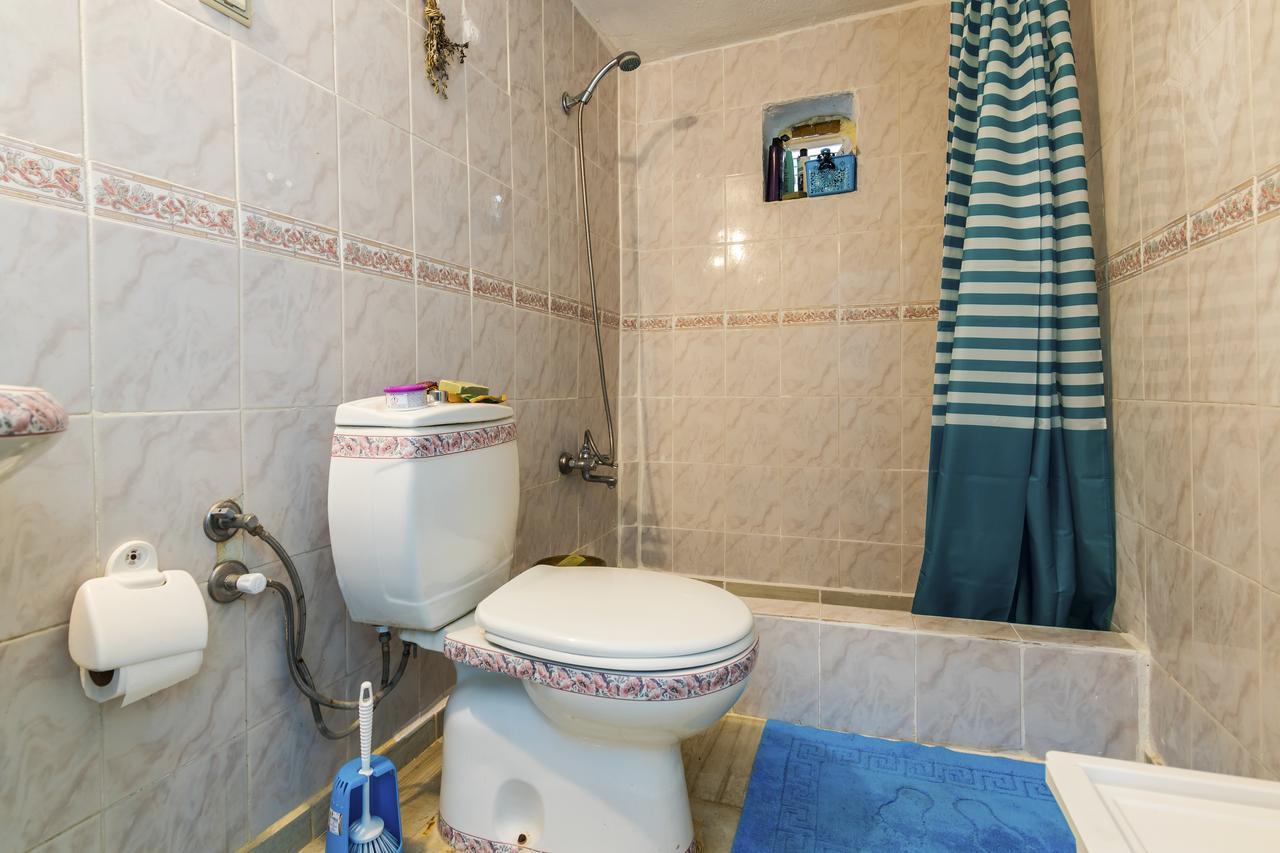 ウルラ Hobbithousebademler Bed & Breakfast エクステリア 写真